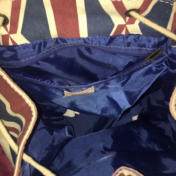 New! England Drawstring Backpack Travel Backpack - Picture 12 of 16